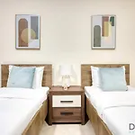 Next To Lake 2Br Apartment Accessible To Metro, Dubai Gate 2, Jumeirah Lake Towers By Deluxe Holiday Homes