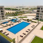 Mira Holiday Homes - 2 Bedroom Hayat Boulevard In Townsquare - Great Family Activities