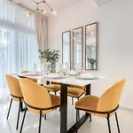 Charismatic 3Br Townhouse At Damac Hills 2 Dubailand By Deluxe Holiday Homes