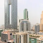 Gorgeous 1 Bed With Balcony - Beach Walk Distance