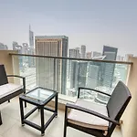 Marina Gem With Overlooking Canal Views 1Br Next To Mall, The Address Residences, Dubai Marina By Deluxe Holiday Homes