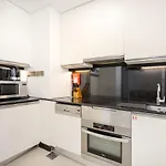 Sophisticated Studio In The Address Residences Dubai Marina By Deluxe Holiday Homes
