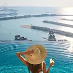 Fam Living - Palm Tower - Palm Jumeirah - Panoramic Studios