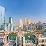 Fam Living - Marina Marvel - Studio Apartment With Breathtaking Views In Studio One Tower