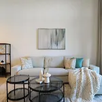 Higuests - Charming Modern Apartment Close To The Souk In Mjl
