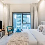 The Smart Concierge - Parkview Tower Jvc