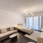 Oten, Al Jaddaf - Modern Studio Apartment