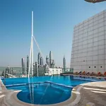 Cosmos Living Spacious With Balcony Gcv1