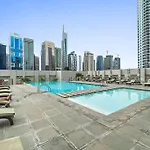 Stonetree - West Avenue 1 Br- Close To Marina Mall & Metro