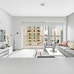Stonetree - West Avenue 1 Br- Close To Marina Mall & Metro