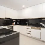 Modern 2Br In The Address Residences Dubai Marina By Deluxe Holiday Homes