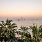 Manzil - 1Br In Anantara The Palm With Private Beach & Burj View, Palm Jumeirah