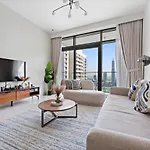 Stonetree - New Luxury Apartment With Private Beach
