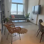 ‎‏Stylish 2Br Apt In The Hart Of Dubai Hills!