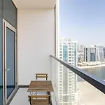 Business Bay, Compact, Modern Studio Dubai