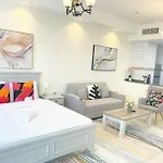 Rh- Beautiful Canal View, Cozy Studio Near Metro Station