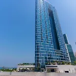 Luxfolio Retreats - Full Marina View - Brand New