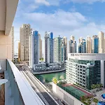 Luxury And Spacious Full Marina View