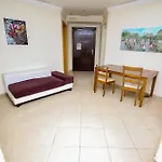 Budget Rooms With Private Bathroom For \'Girls\' Only In Dubai, Marina