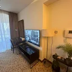 Luxurious Dubai Mall Studio Apartment With Stunning Burj Khalifa Views
