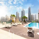 Lux Contemporary Suite With Full Marina View 6