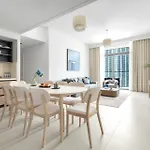 Stunning 3 Bedroom Apartment With Burj Khalifa And Fountain Views - Sleeps 9 - 2 Balconies