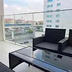Bright New Studio With Pool & Gym Access, 5 Min From Gardens Metro