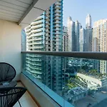 Large Studio Attached To Metro - Dubai Marina Diamond3