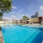 Beautifully Designed 3Br With Canal Views In Business Bay