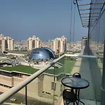 7 Palm Jumeirah West Beach