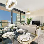 First Class 2Br With Full Dubai Skyline & Sea View