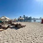 Great One Bedroom Apartment With Infinity Pool