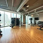 Dubai Mall Connected! Amazing Burj Khalifa View! Excellent Pool & Gym Access!