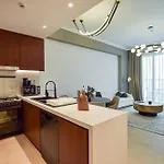 Luxury Escapes - Luxury 2-Bed Apartment With Resort-Style Amenities