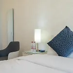 Marina & Downtown Views In Modern Studio - Jvc