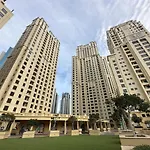 Luxurious 4Br In Jbr 5 Mins Walk To Beach & Tram