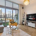 Royal Marina Experience Lavish 2Br Waterfront View