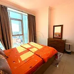 Modern & Cozy 1-Br In Business Bay