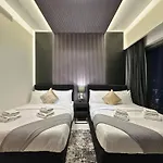 Smartstay At Burj Royale - Unique Downtown Dubai City Views - Brand New Luxury Apartments