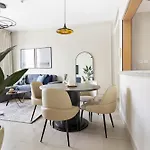 Silkhaus Your 1Bdr Home Away From Home In Downtown