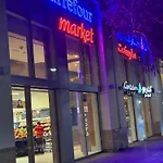 5 Min To Dubai Mall Downtown Hostel