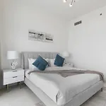 Keysplease 2 Bedroom Beach Vista, Emaar Beachfront