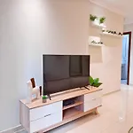 Apartment Downtown Dubai
