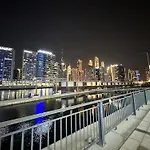 Binghatti Canal With Private Jacuzzi Burj Khalifa View Kings