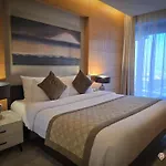Holistay Luxury Homes - Burj Khalifa View - Direct Access Dubai Mall
