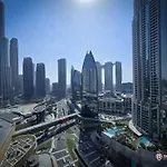 Holistay Luxury Homes - Burj Khalifa View - Direct Access Dubai Mall