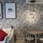 One Perfect Stay - Park Tower