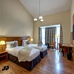 J5 Villas Holiday Homes Barsha Gardens