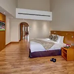 J5 Villas Holiday Homes Barsha Gardens