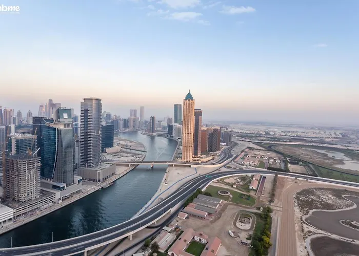 Bnbme - Amna Tower